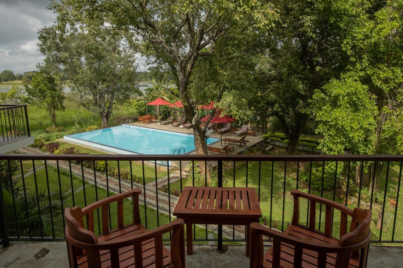 Sigiriya Wewa Addara Hotel - Hotel By The Lake Exterior foto