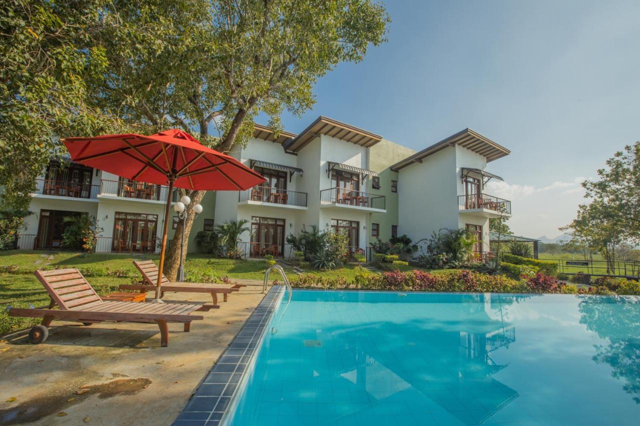 Sigiriya Wewa Addara Hotel - Hotel By The Lake Exterior foto